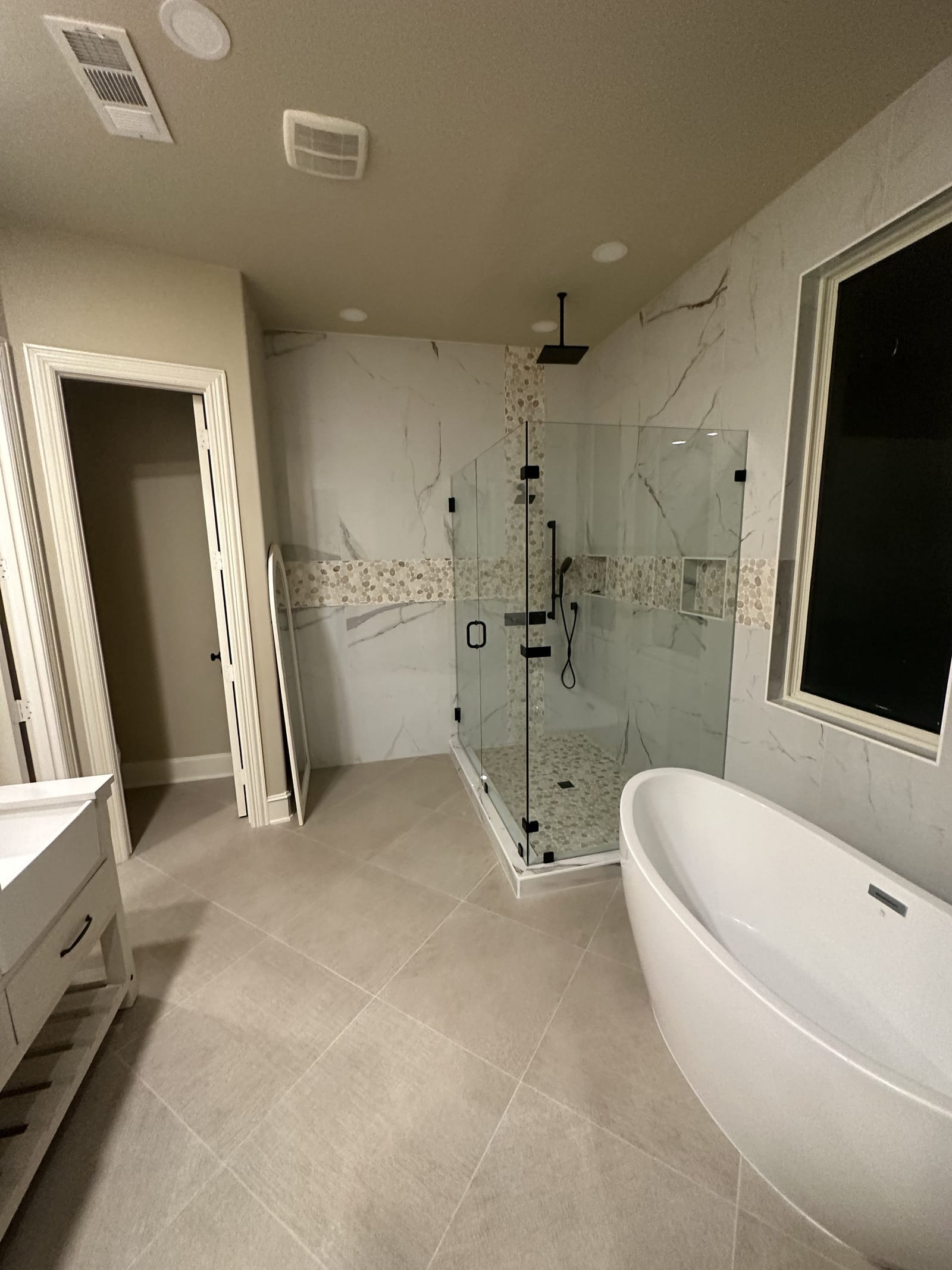Freestanding Tub Bathroom Tile